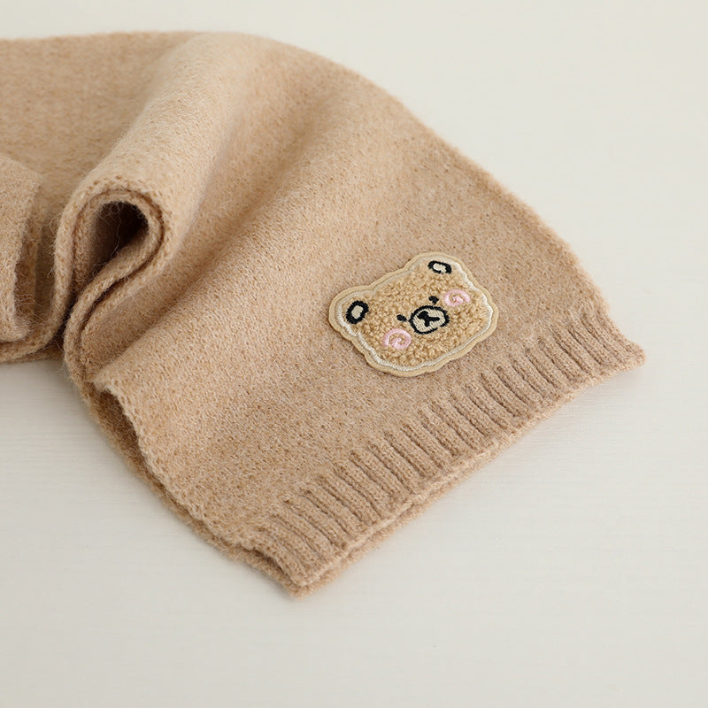 Knitted cartoon bear scarf